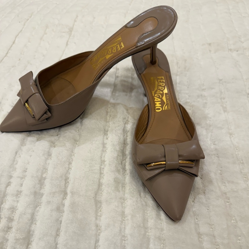 Salvatore Ferragamo Taupe Pointed-Toe Leather Mule with Bow